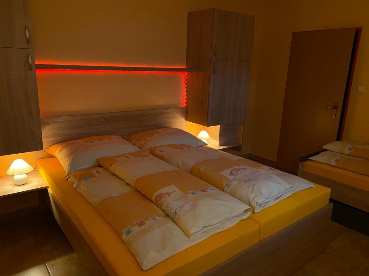 Privat No 13 Daire Liptovský Mikuláš Dış mekan fotoğraf